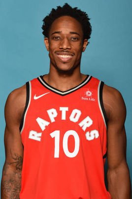 萨拉维亚：恩里克打造球队的方式非常出色，他尊重每一位球员