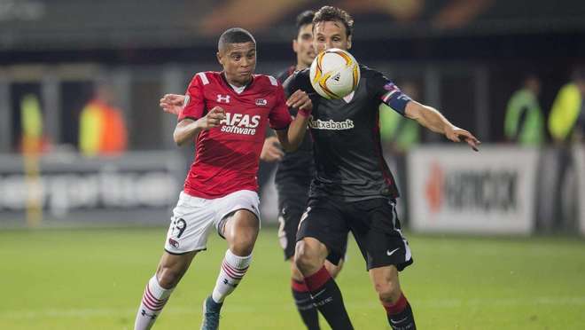 末节33-10！浙江男篮21分大胜深圳，吴前22+6刘泽一17+5，老将周鹏低迷