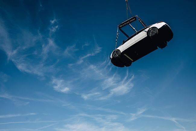 中国队以6战6胜战绩击败韩国、法国，王楚钦三战全胜，赛后坦言累，网友调侃其“铁人三项”。