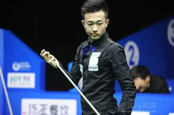 专打勇士！戈登面对勇士三分合计16中13，其余6场25中6