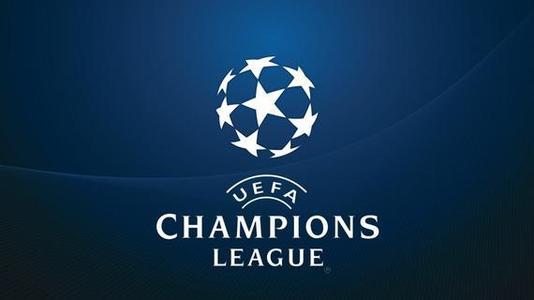 現出他作為 現出他作為