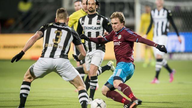 的无私配合 的无私配合