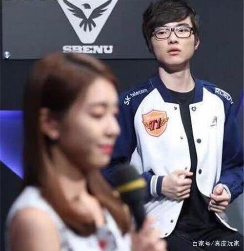 勇士队在与 勇士队在与